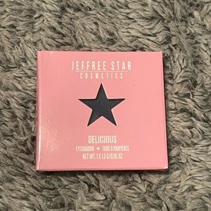 Jeffree Star single shadow